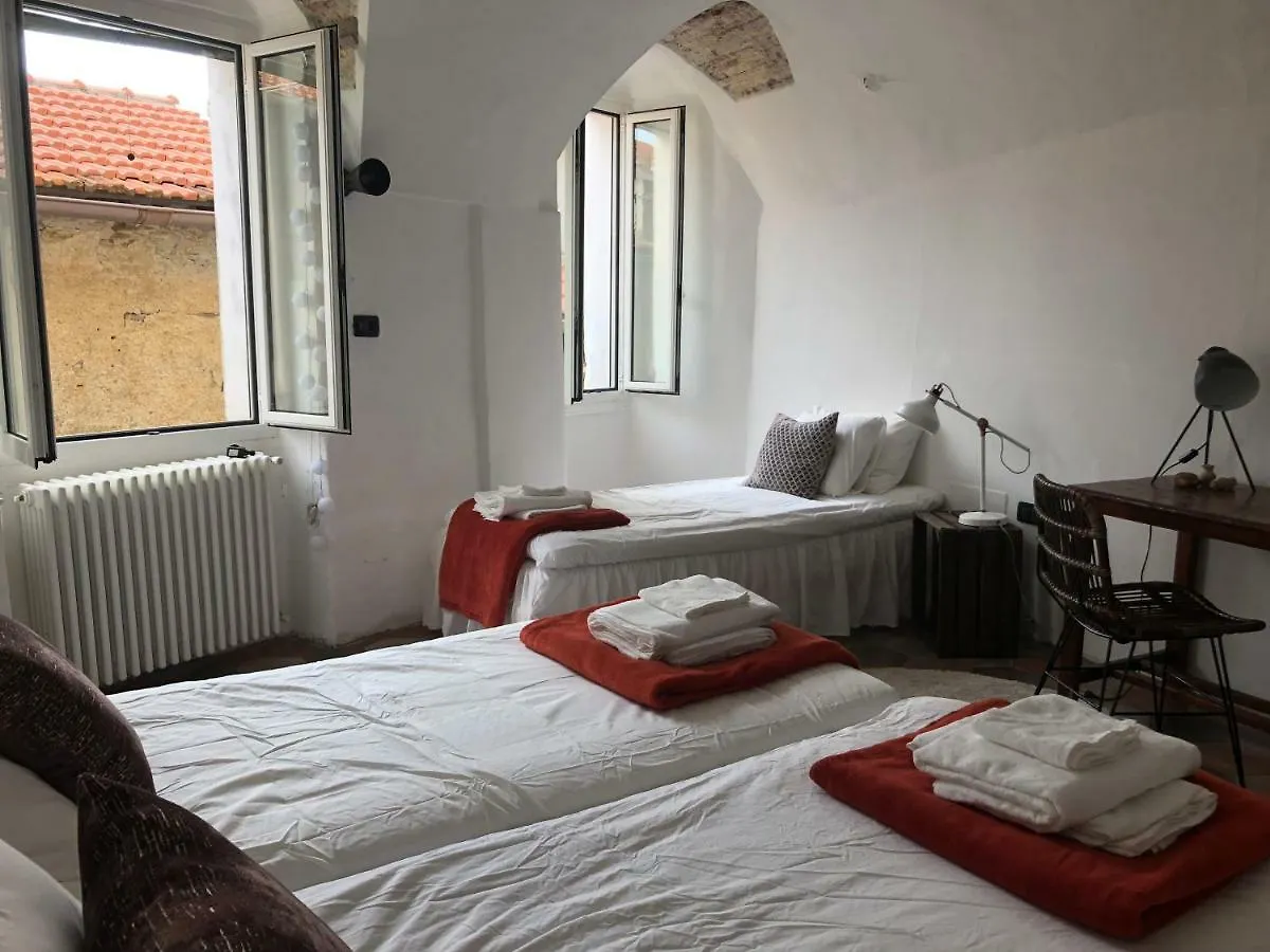 Cà dei Gumbi Apartamento Dolcedo 0*,  Itália